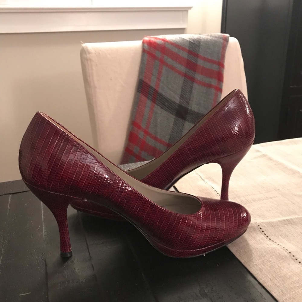Via Spiga wine platform pump (size 7.5)